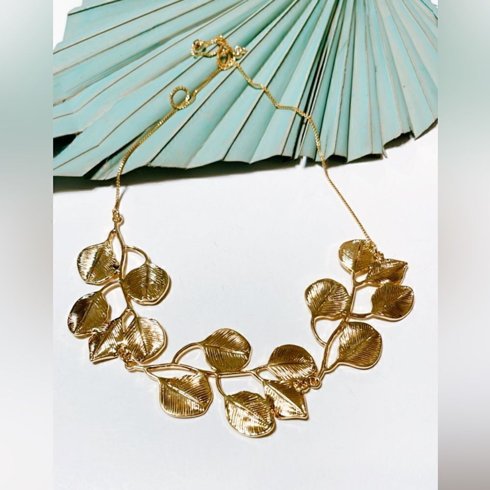 Zara Golden Leaf Necklace - Picture 2 of 3